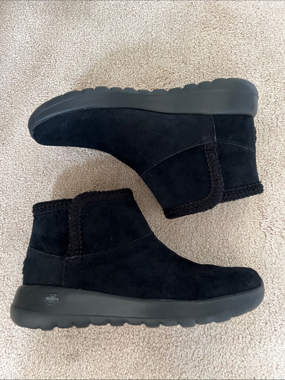 Skechers On-the-GO Rosewood 5GEN Black Suede Ankle Booties Size 7.5 - Picture 5 of 10